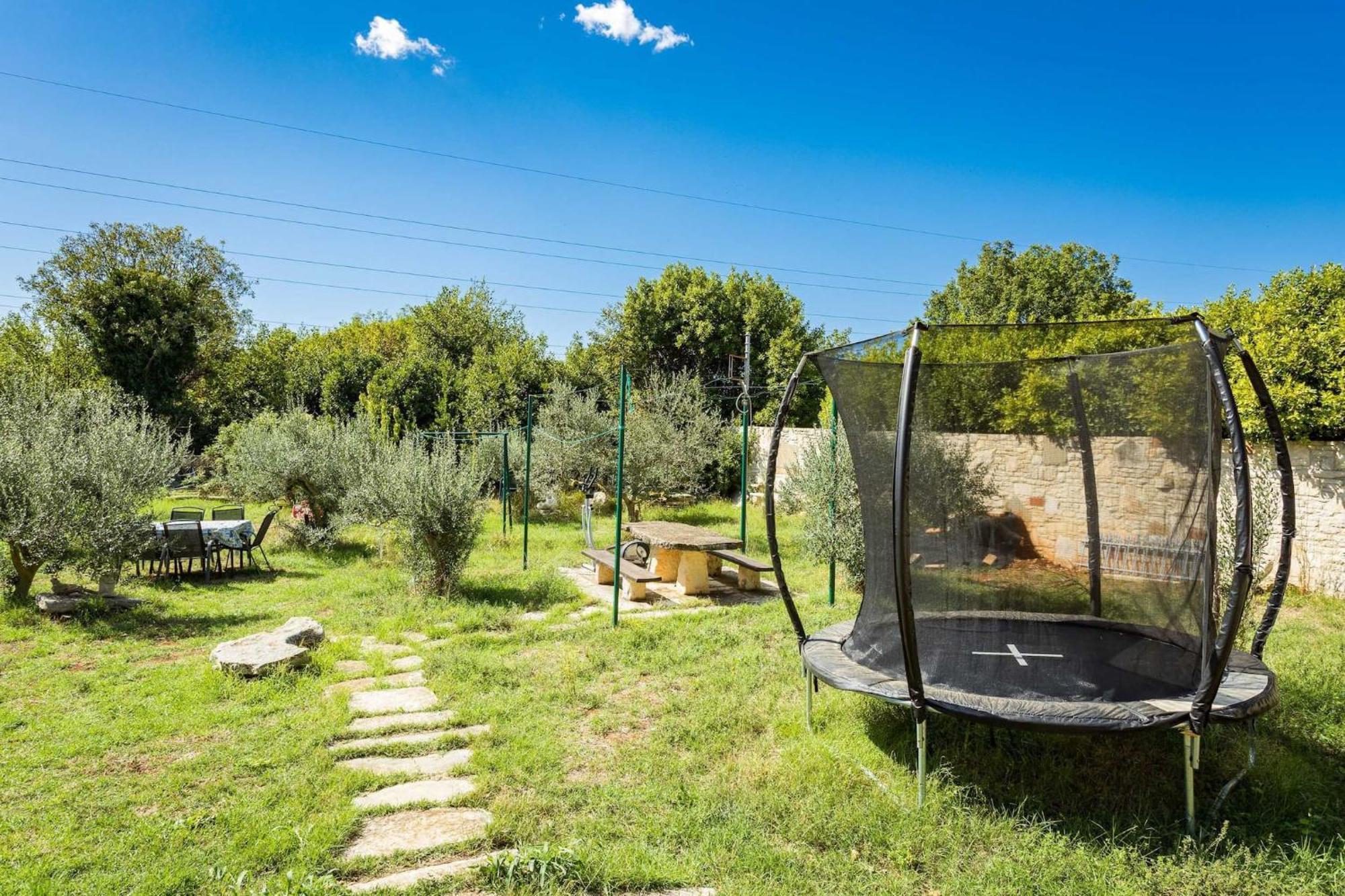 Holiday Home Pina Pula Exterior photo